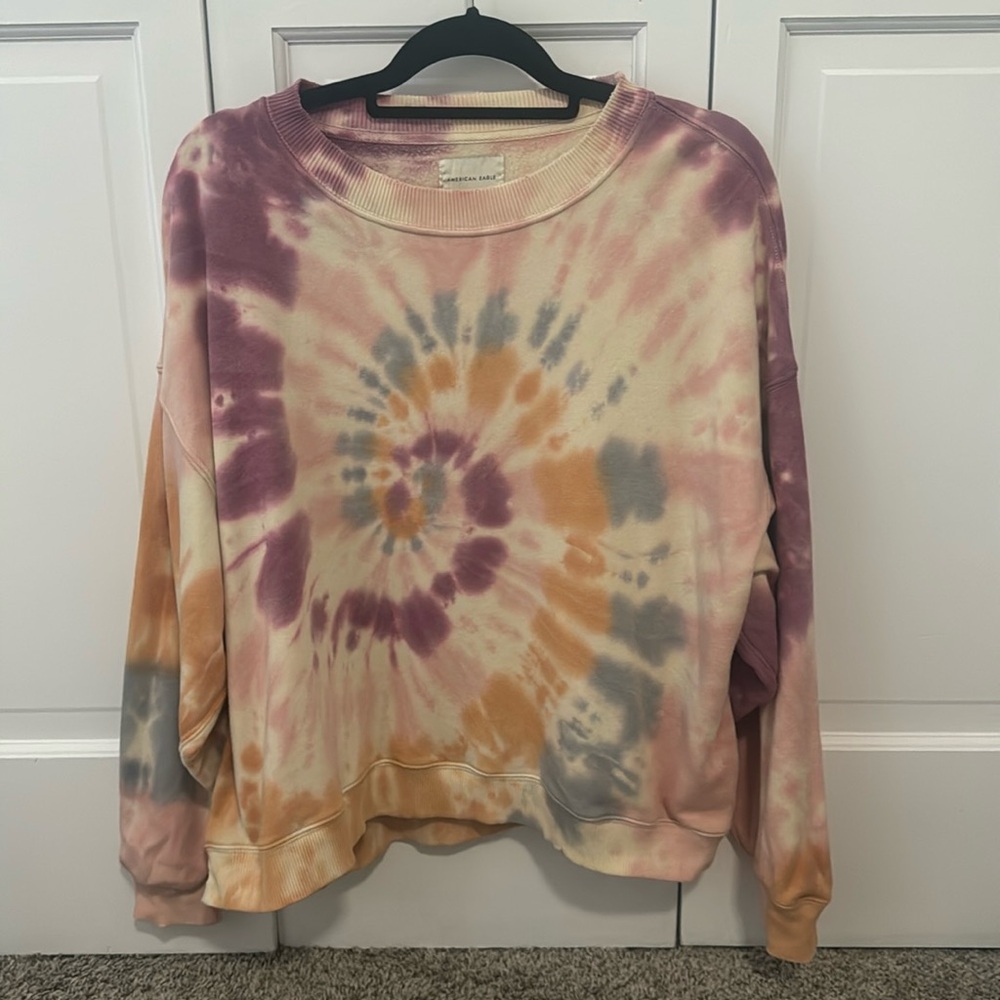 American Eagle sweatshirt